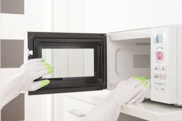 Clean a Countertop Microwave Clean a Countertop Microwave